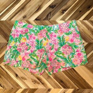 Lilly Pulitzer Oceanview short shorts Sz L womens Pear Necessities White